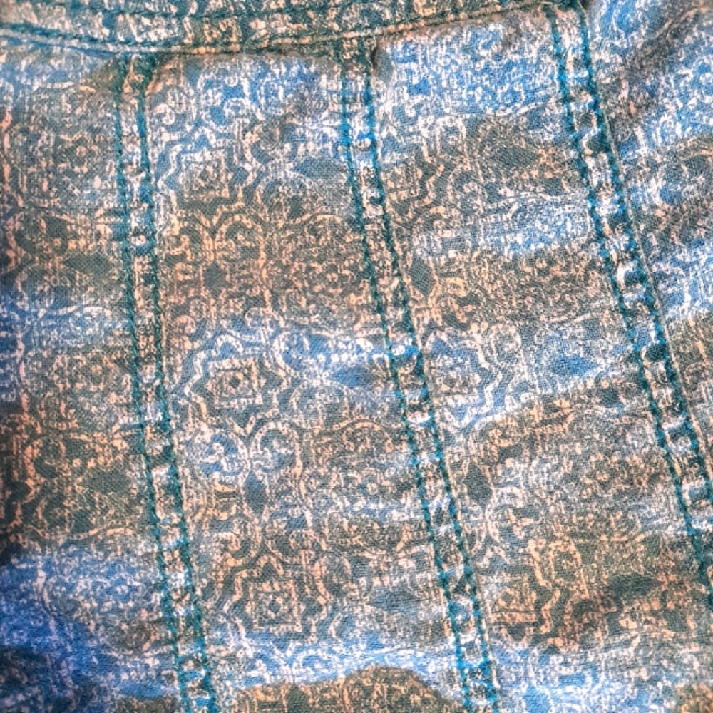 Women’s skirt - Picture 2 of 3